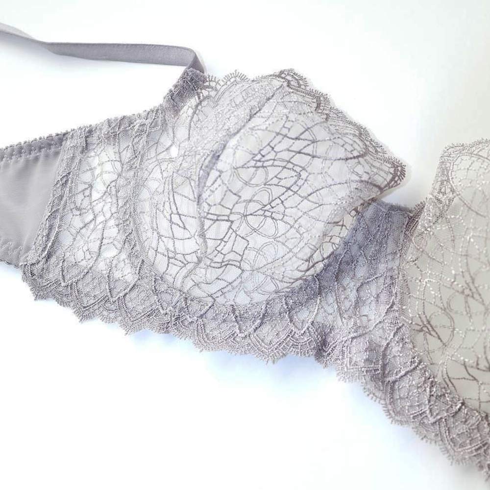 ست لباس زیر زنانه توری گری (Gray) از برند ژینا