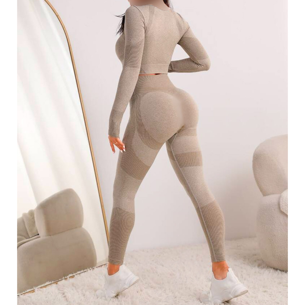 ست ورزشی زنانه سیملس سین استایل