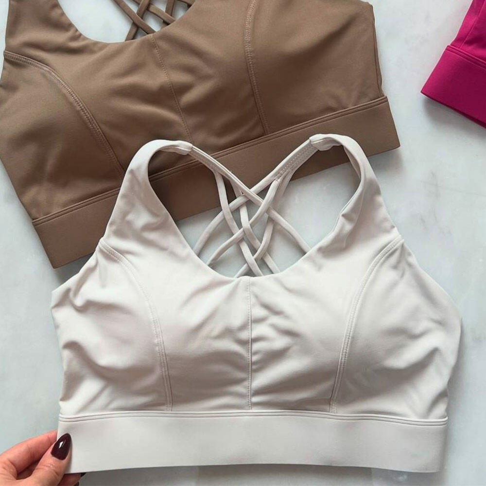 نیمتنه ورزشی زنانه کاپدار مموری (Memory)