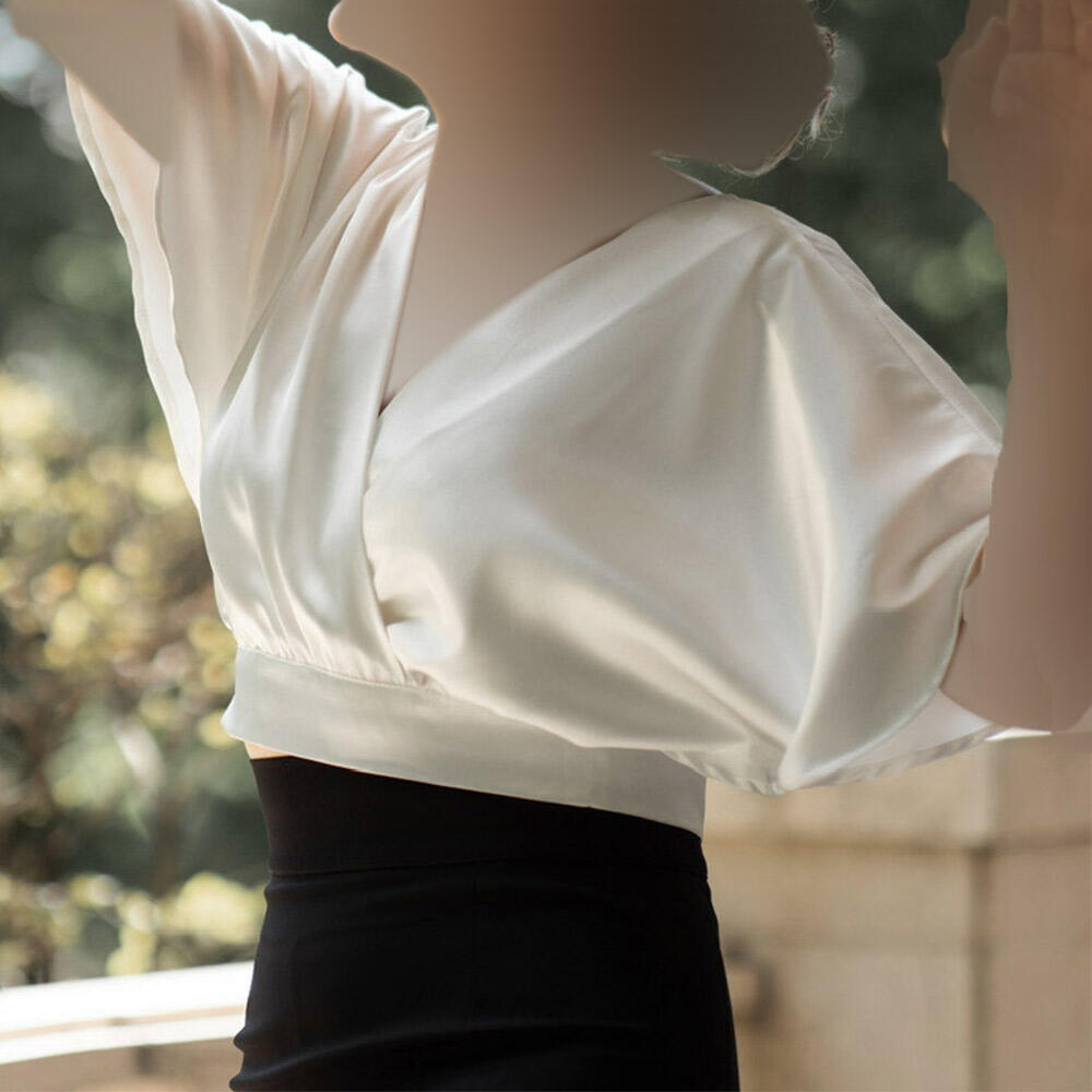 شومیز زنانه یقه چپ و راستی ساتن تیهو  (Tihou) سین استایل