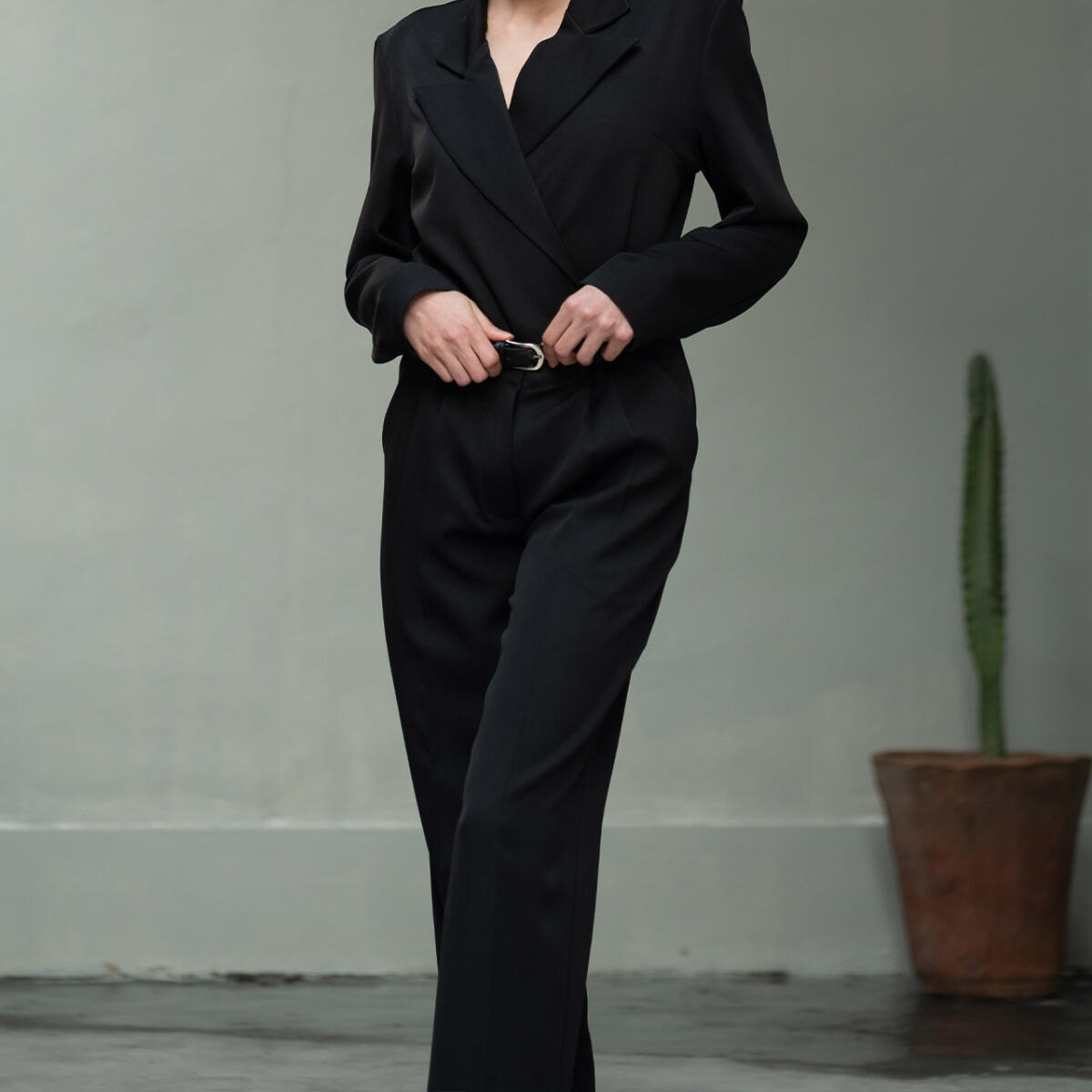 شلوار زنانه کرپ راسته‌ی آلا (Alla) کد 6243