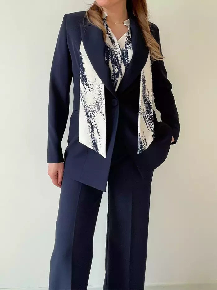 ست سه تکه کت و شلوار و شومیز سرمه‌ای دیواین (Devine) 5553