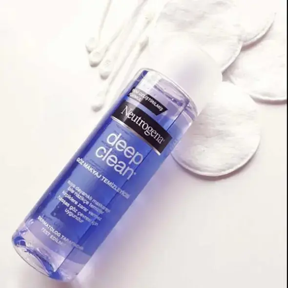 محلول آرایش پاک کن چشم نوتروژینا مدل دیپ کلین (Neutrogena)